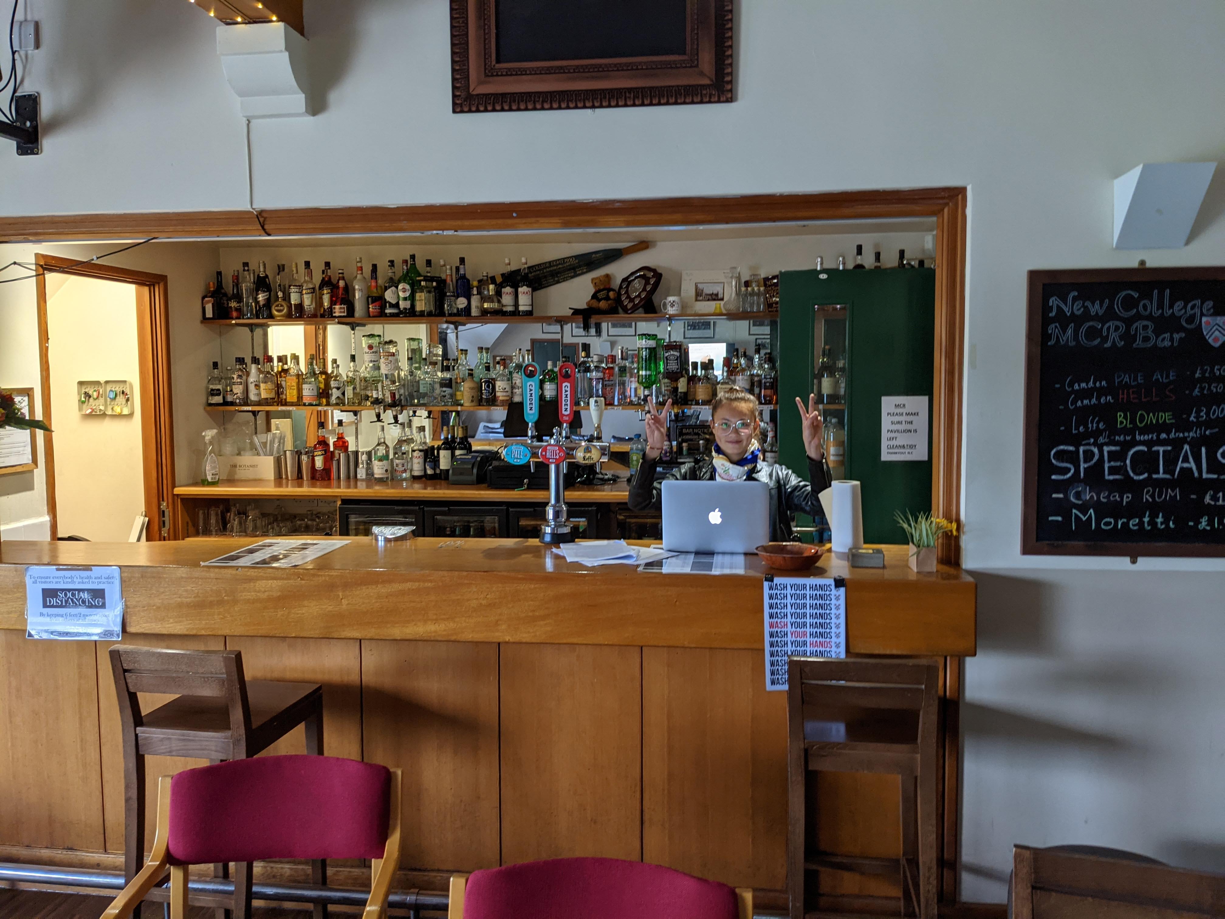 Bar